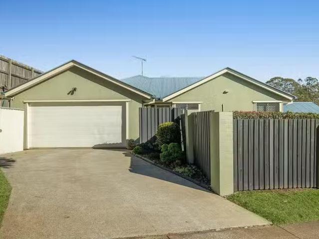 House for rent in Casey, Australian Capital Territory