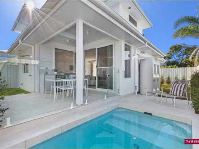 Condo for rent in Ettalong Beach, New South Wales