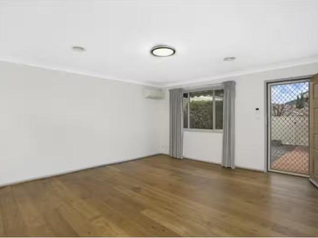 Condo for rent in Woden, Australian Capital Territory