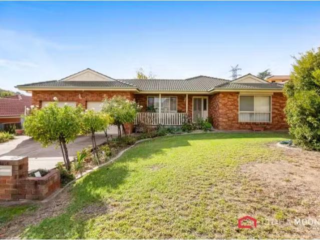 House for rent in Kooringal, Wagga Wagga City Council