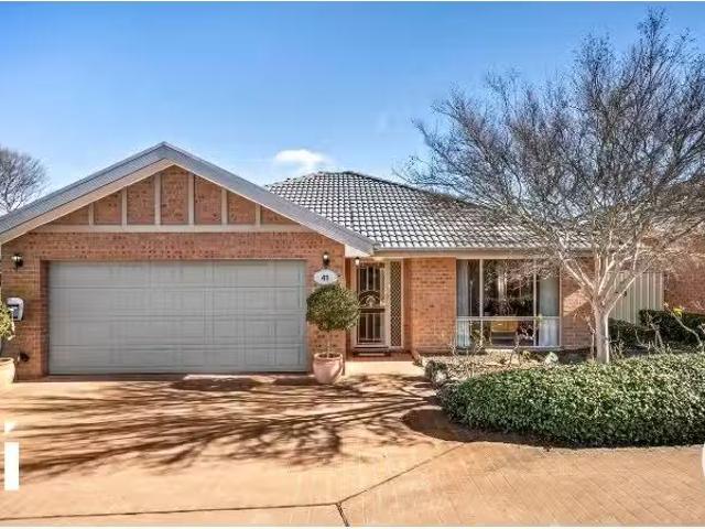 Condo for rent in Monash, District of Tuggeranong
