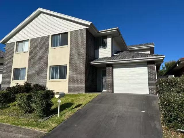 Condo for rent in Hamlyn Terrace, New South Wales
