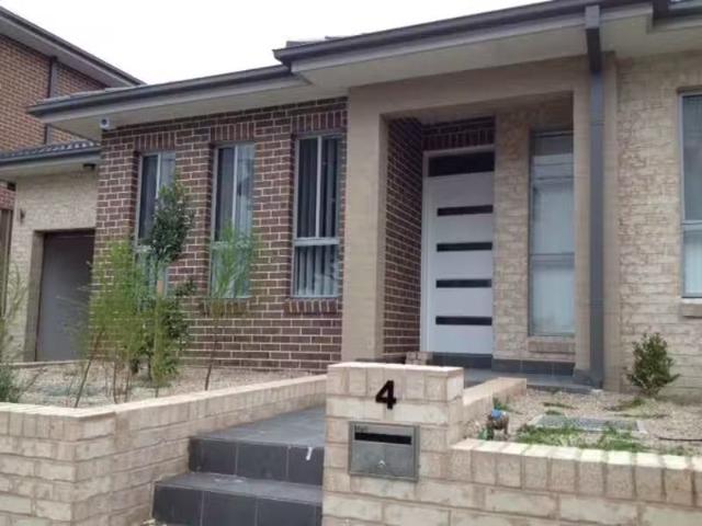 House for rent in Pendle Hill, Sydney