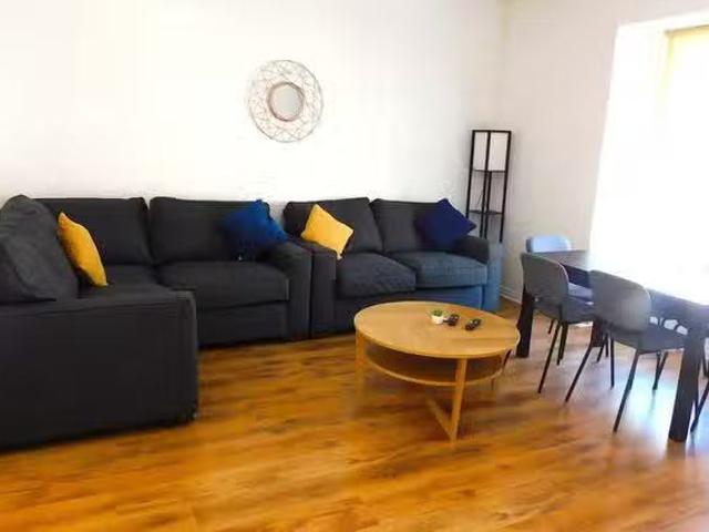 Apartment for rent in Lanark, Scotland