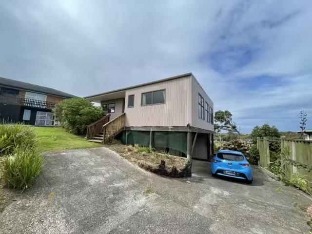 House for rent in Baylys Beach, Northland