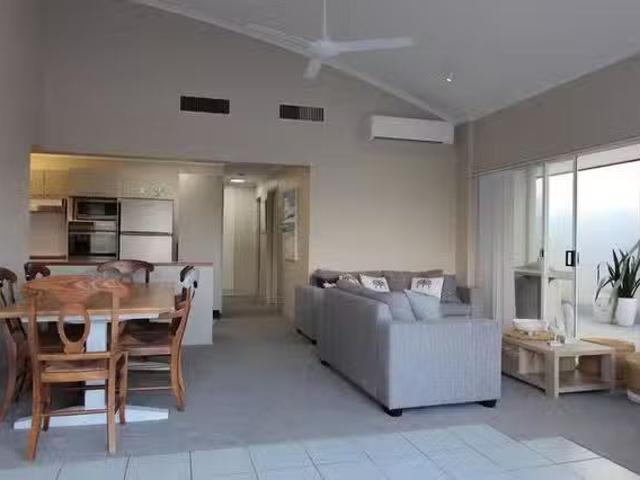 Apartment for rent in Kings Creek, Queensland