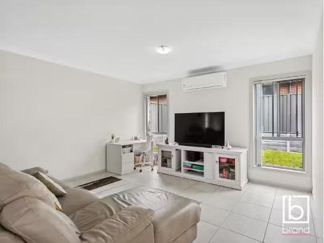 House for rent in Woongarrah, New South Wales