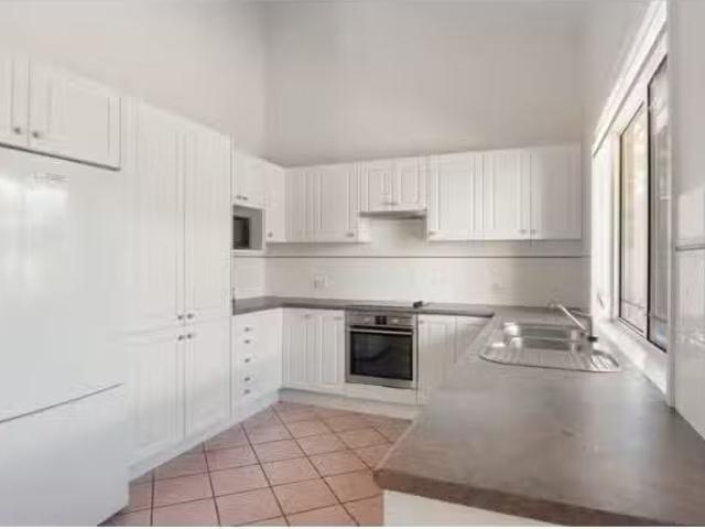 Condo for rent in Sydney, New South Wales