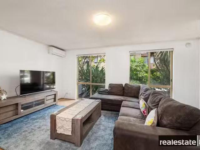 House for rent in Mount Hawthorn, Western Australia