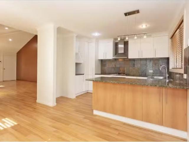 Condo for rent in Albury, New South Wales