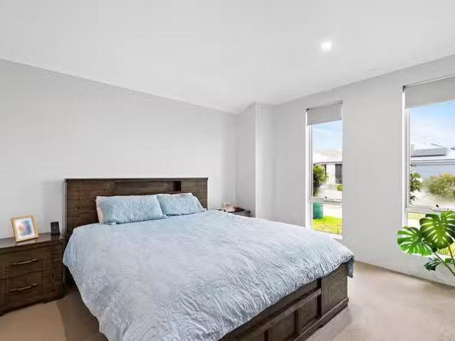 House for rent in Hammond Park, Western Australia