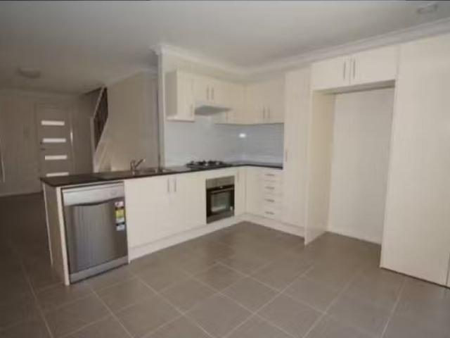Condo for rent in Sydney, New South Wales
