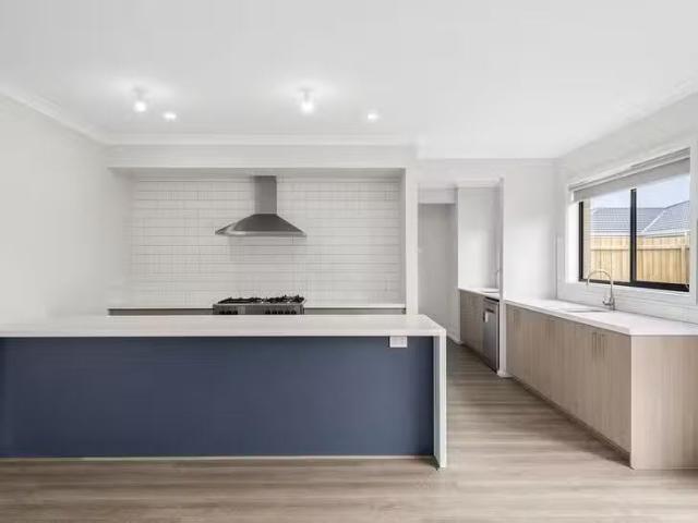 House for rent in Leopold, Victoria
