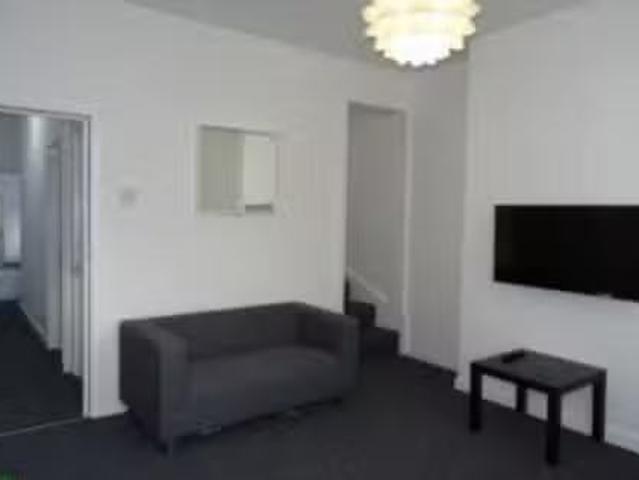 House for rent in Ball Hill, West Midlands