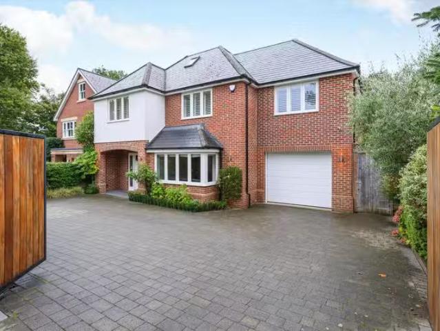 House for rent in Cobham, Elmbridge