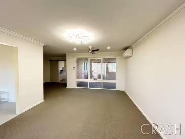 House for rent in Huntingdale, Western Australia