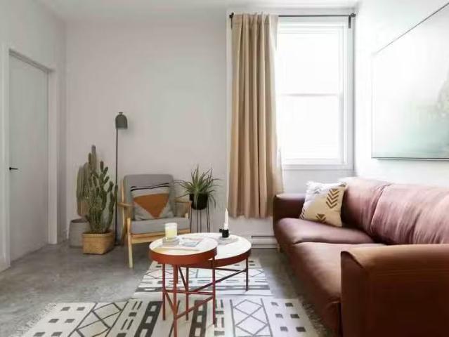 Condo for rent in St. Leonard's, Quebec