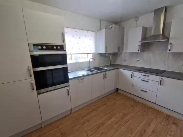 House for rent in Llanrumney, Wales