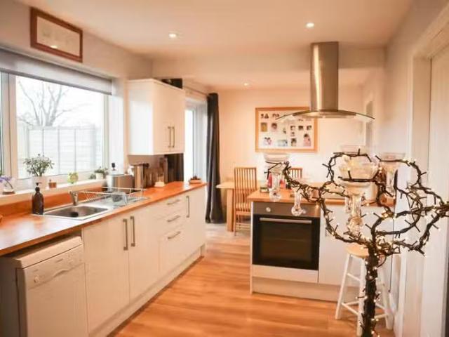 House for rent in Congresbury, North Somerset