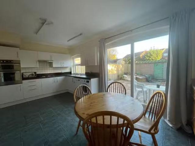 House for rent in London Borough of Merton, Mitcham