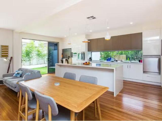 Condo for rent in Toombul, Queensland