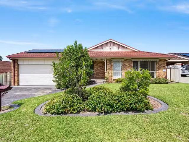 House for rent in Lake Haven, New South Wales
