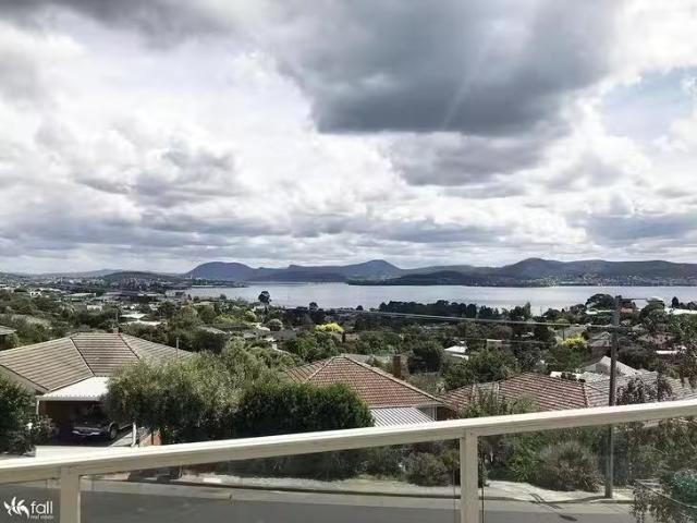 House for rent in Sandy Bay, Tasmania