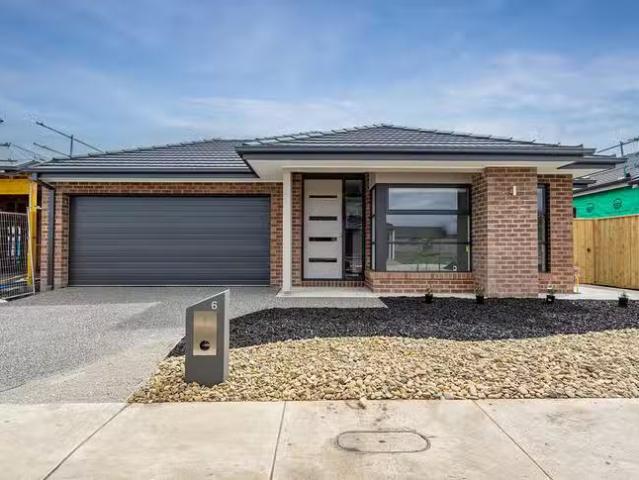 House for rent in Beveridge, Victoria