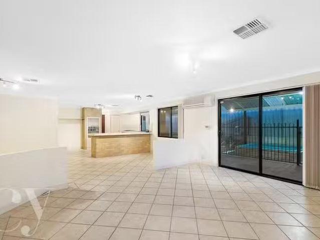 House for rent in Success, Western Australia