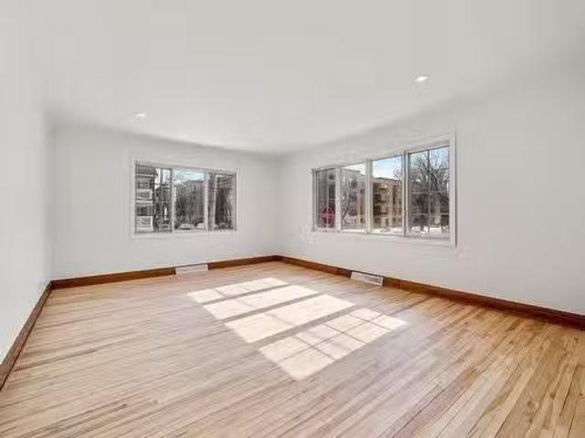 Apartment for rent in St. Leonard's, Quebec