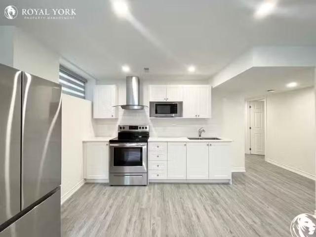 Condo for rent in Ancaster, Ontario