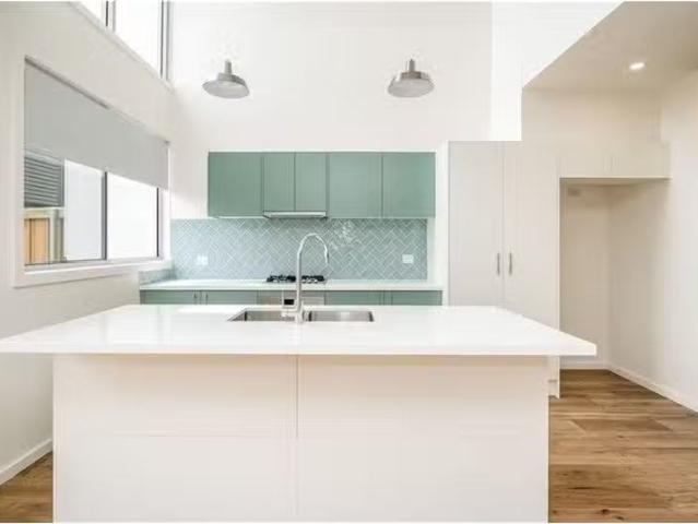 Condo for rent in Sydney, New South Wales