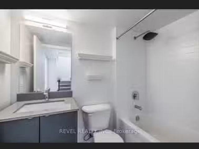 Condo for rent in Burlington, Ontario