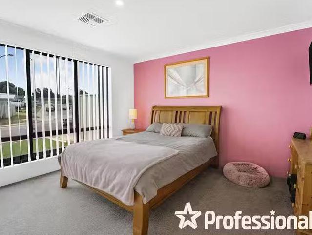 House for rent in Hocking, Western Australia