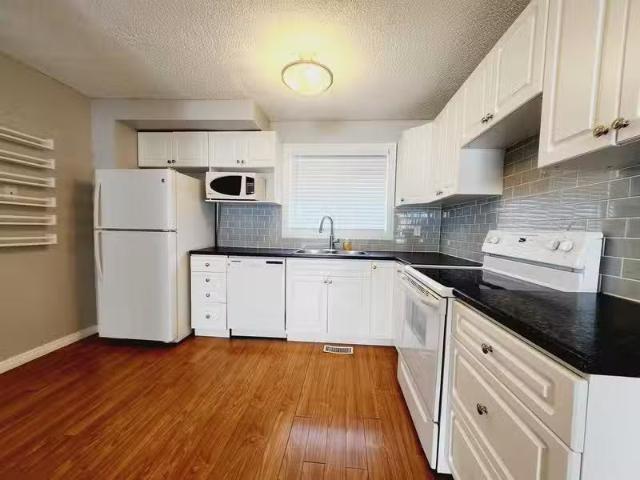 Condo for rent in Wedgewood, Alberta