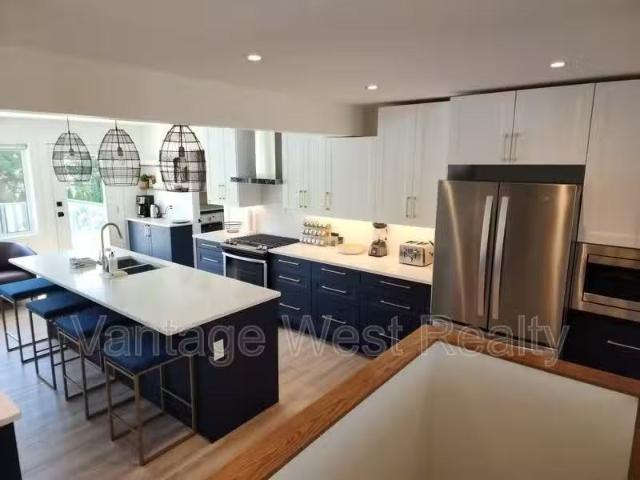 House for rent in Lower Mission, Kelowna