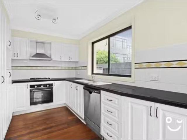 Condo for rent in Wollongong West, New South Wales