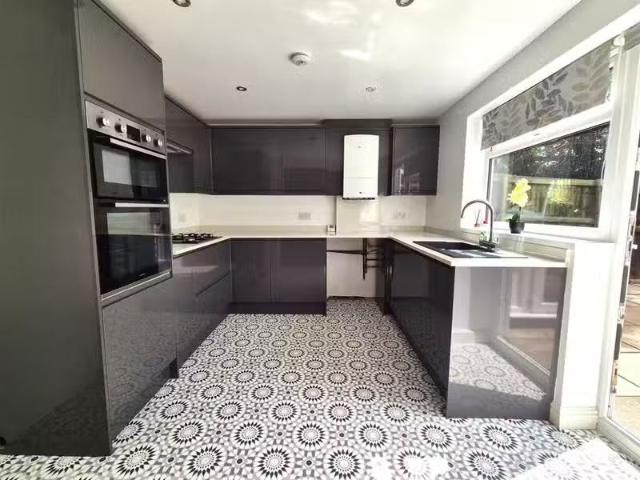 House for rent in Stonydelph, Kettlebrook