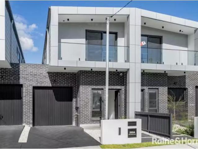 Condo for rent in Sydney, New South Wales