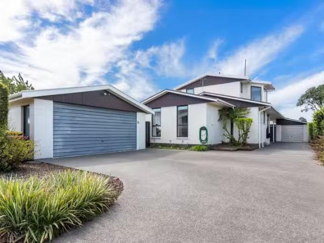 House for rent in Chaslands, Canterbury