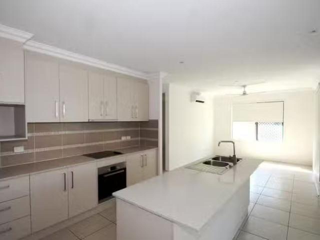 House for rent in Mount Low, Queensland