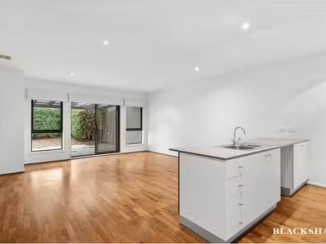 Condo for rent in Canberra, Australian Capital Territory