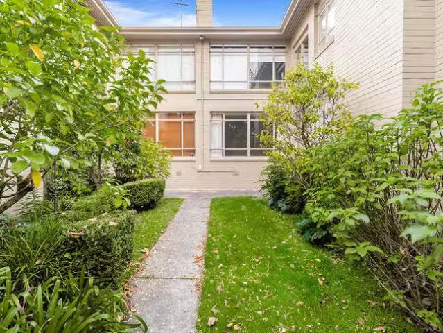 Apartment for rent in Camerons Creek, Victoria