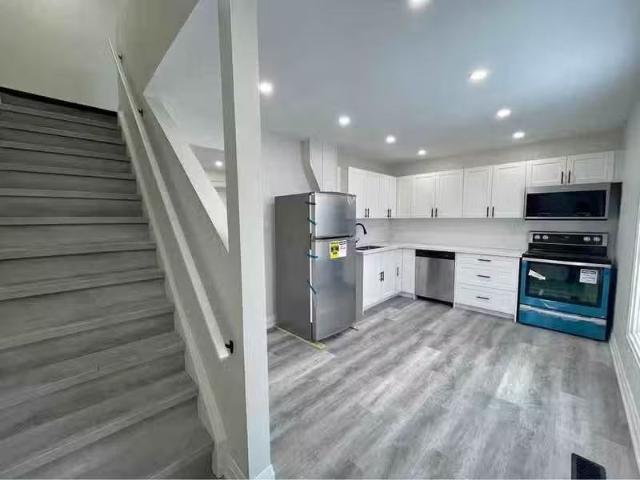 Condo for rent in Ancaster, Ontario