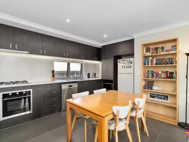 Apartment for rent in Maylands, Western Australia