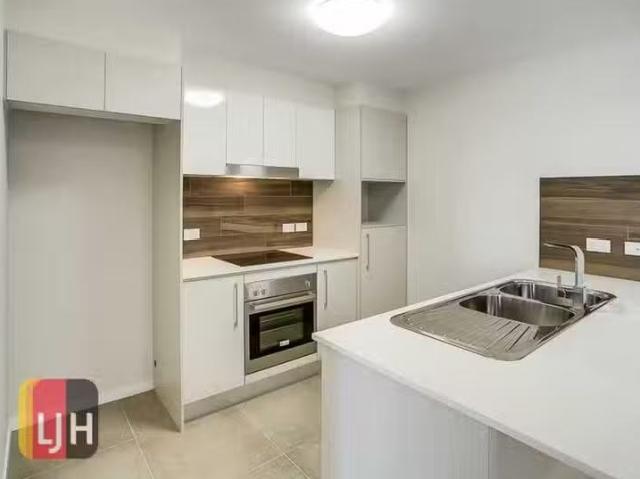Apartment for rent in Toombul, Queensland
