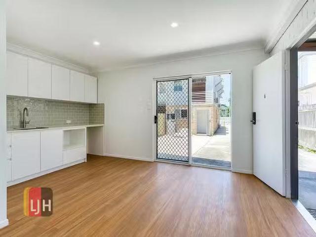 Apartment for rent in Toombul, Queensland