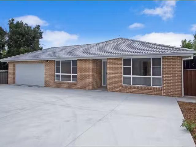 Condo for rent in Piallamore, New South Wales