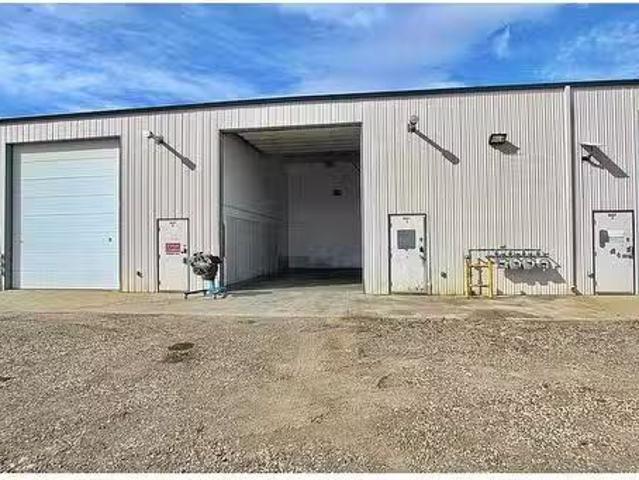 House for rent in Sylvan Lake, Alberta
