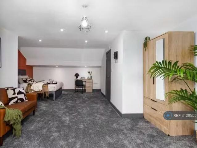 House for rent in Bury, Greater Manchester